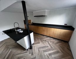 Mat zwart keukenwrap