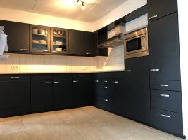 Zwart hout-look keukenwrap