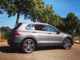 Volkswagen Tiguan wrap