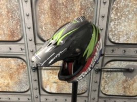 Bmx helmwrap
