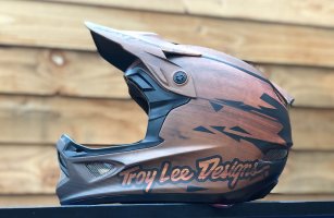 Bmx helmwrap